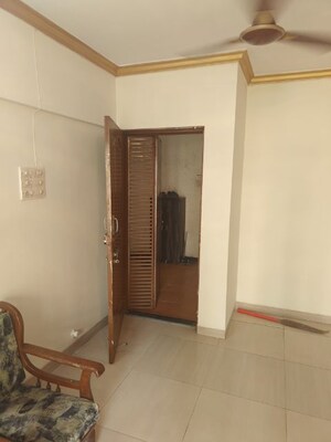 Room in 2 BHK Apartment at Mudit Garden, Kopar Khairane – for Rent