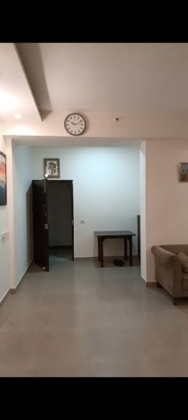 Living Room, pioneer-park-phase-1 4 Bedroom 2550 Sq.Ft. Apartment In Sector 61 Gurgaon 10103470