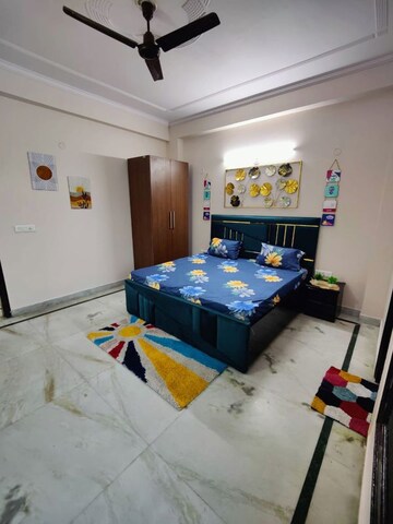 Bedroom in 2 BHK Builder Floor at Ardee City, Sector 52 – for Rent