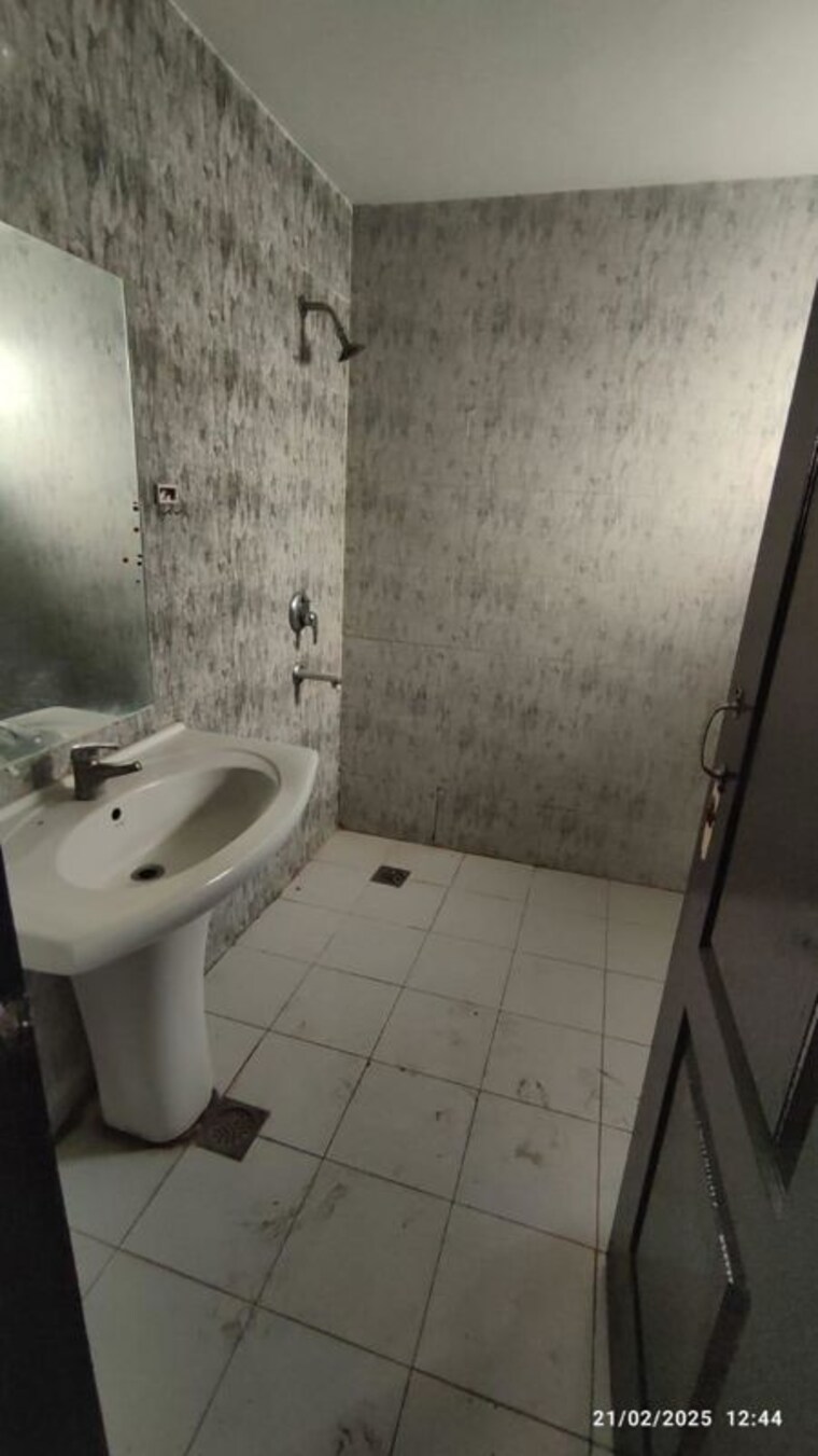 Bathroom, omaxe-ambrosia 4 Bedroom 2170 Sq.Ft. Independent House In North Mullanpur Chandigarh 10103453