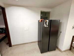 Room in 3 BHK Builder Floor at Rajouri Garden – for Rent