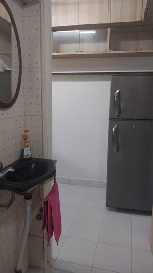 Team Area in 1 RK Apartment at Man Niketan CHS, Malad West – for Rent