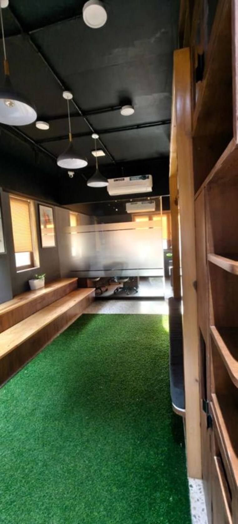 Team Area, andheri west Commercial Office Space 2100 Sq.Ft. In Andheri West Mumbai 9993804