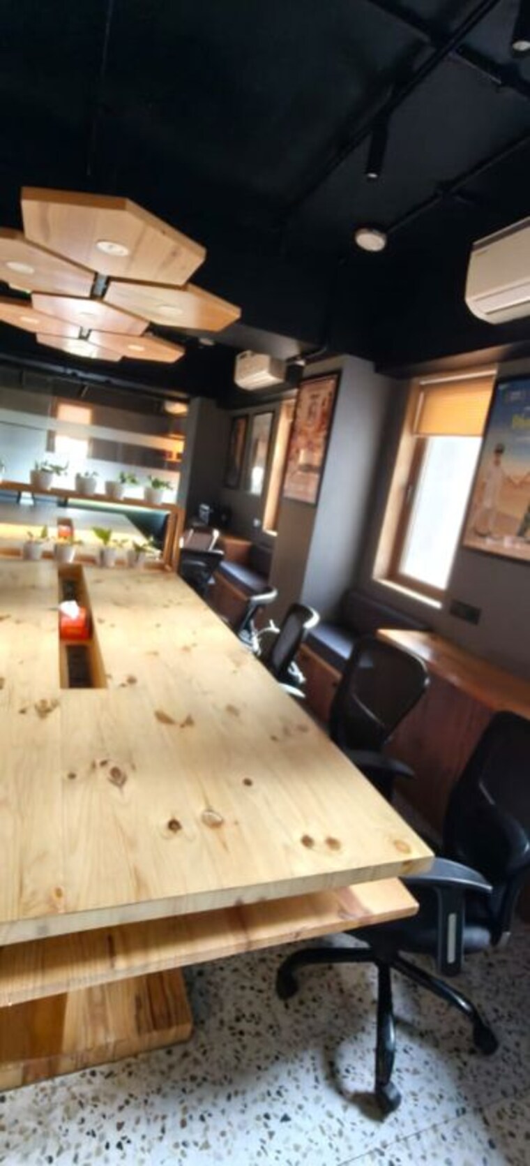 Team Area, andheri west Commercial Office Space 2100 Sq.Ft. In Andheri West Mumbai 9993804