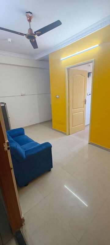 Bathroom in 1 BHK Builder Floor at Happy Homes BTM Layout, Btm Layout – for Rent