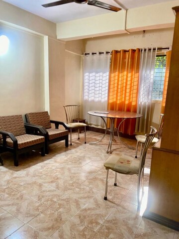 Living Room in 2 BHK Apartment at Karachi Citizens CHS, Juhu – for Rent