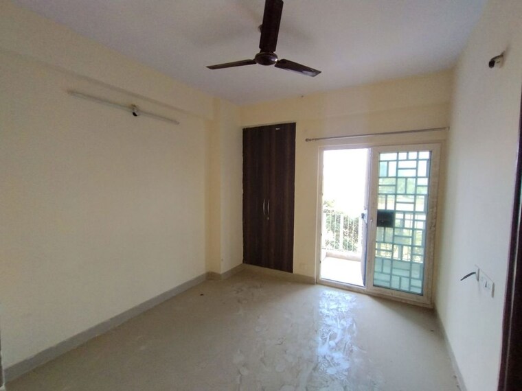 Room, gaur-city-2-14th-avenue 3 Bedroom 1300 Sq.Ft. Apartment In Sector 16c Greater Noida Greater Noida 10103667