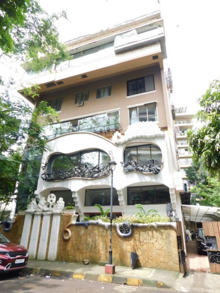 undefined, juhu 3 Bedroom 2100 Sq.Ft. Apartment In Juhu Mumbai 9853735