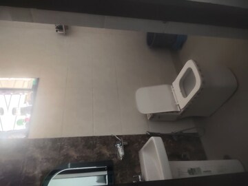 Attached Bathroom in 1 BHK Independent House at Sector 7 – for Rent