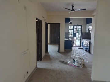 Room in 3 BHK Apartment at Sam Palm Olympia, Sector 16c Greater Noida – for Rent