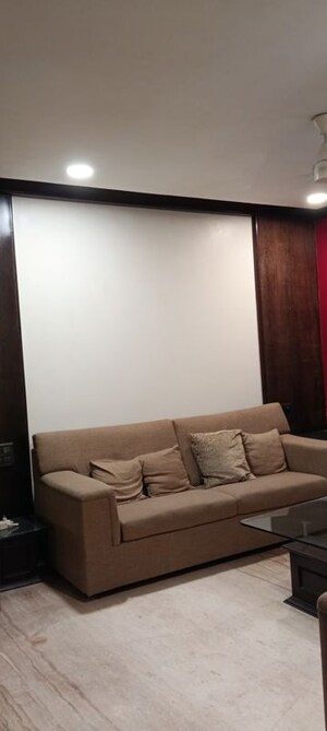 Bedroom in 5 BHK Villa at Manish Tower, Andheri West – for Rent