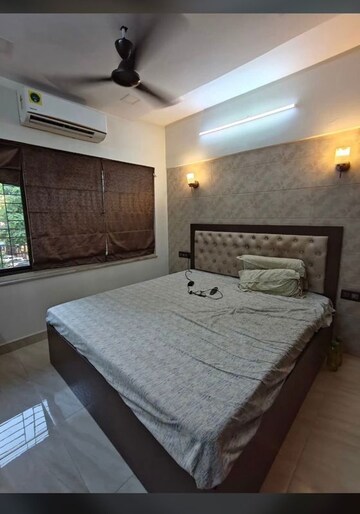 2 BHK Apartment For Rent in Seven Bunglow
