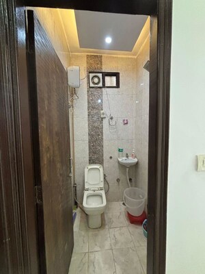 Building Lobby in 1 BHK Builder Floor at Govindpuri – for Sale