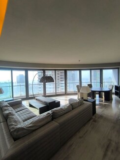 3 BHK + Servant Room Apartment For Rent in Lodha World Crest
