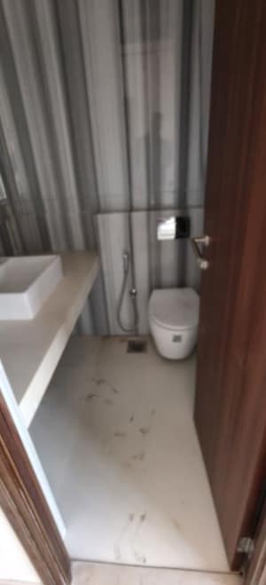 Attached Bathroom in 2.5 BHK Apartment at Kalpataru Radiance, Goregaon West – for Rent