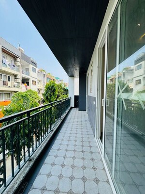 Balcony in 3 BHK Builder Floor at Saket – for Rent
