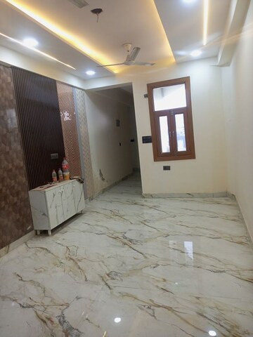 Room in 2 BHK Builder Floor at DMD Hometech Awas Yojna, Sector 73 – for Sale