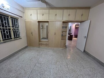Building Lobby in 2 BHK Apartment at Goregaon Vivan, Goregaon West – for Rent