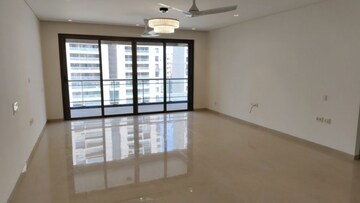 Room in 4 BHK Apartment at Panchshil One North, Magarpatta City – for Sale