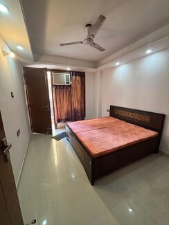 3 BHK Builder Floor For Rent in Saket
