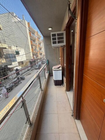 Balcony in 3 BHK Builder Floor at Saket – for Rent