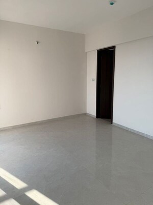 Room in 3 BHK Apartment at PK Hillcrest, Pimple Saudagar – for Rent