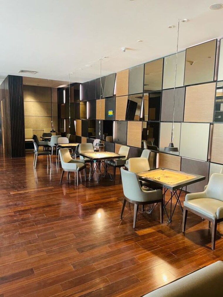 Team Area, lodha-ncp-commercial-tower-supremus Commercial Office Space 542 Sq.Ft. In Wadala Mumbai 10103775