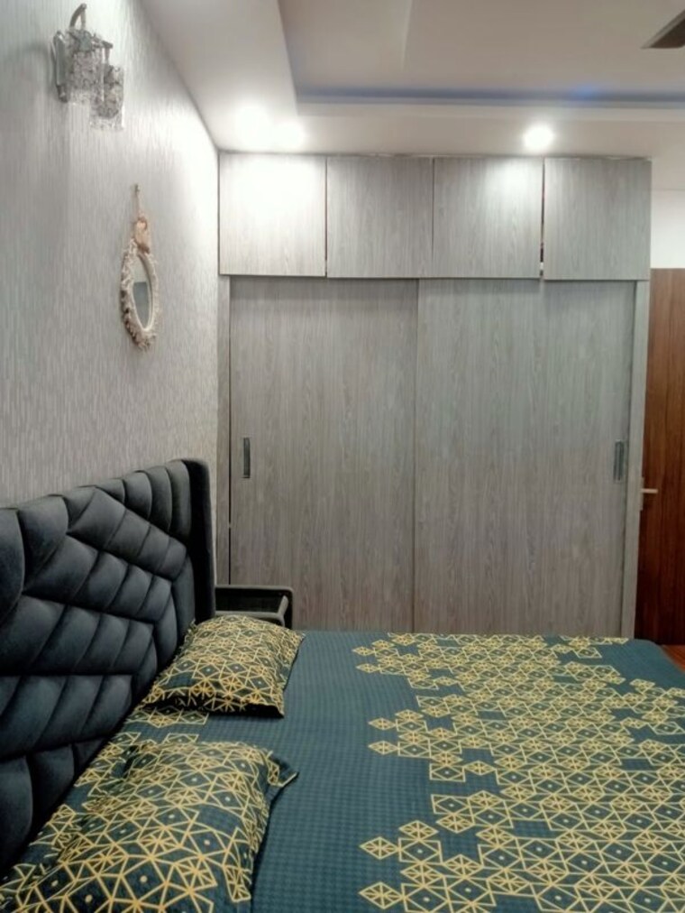 Bedroom, vip road 4 Bedroom 1800 Sq.Ft. Apartment In Vip Road Zirakpur 10103844