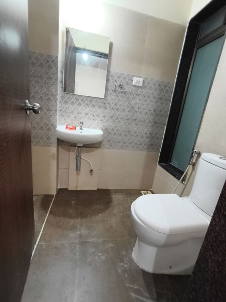 Bathroom, prajakta-chs-vasant-vihar 1 Bedroom 543 Sq.Ft. Apartment In Vasant Vihar Thane 10103767