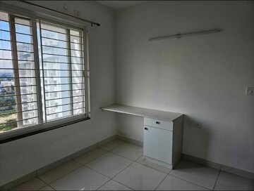 Room in 3 BHK Apartment at Puravankara Palm Beach, Hennur – for Rent