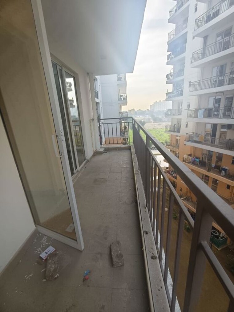 Balcony, rof-amaltas 3 Bedroom 858 Sq.Ft. Apartment In Sector 92 Gurgaon 10103865