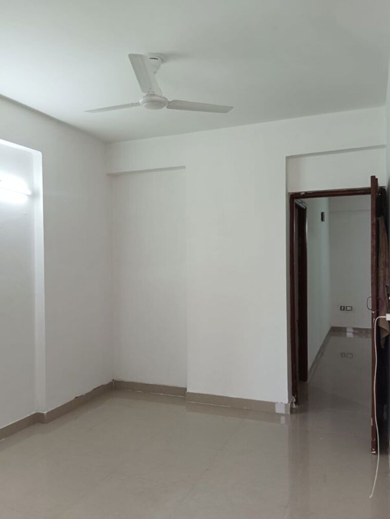 Room, rof-amaltas 3 Bedroom 860 Sq.Ft. Apartment In Sector 92 Gurgaon 10103866