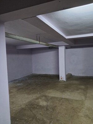 Parking in 1 BHK Apartment at Rajendra Nagar Sector 4 – for Sale