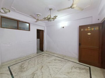Room in 1 BHK Builder Floor at Malviya Nagar – for Rent