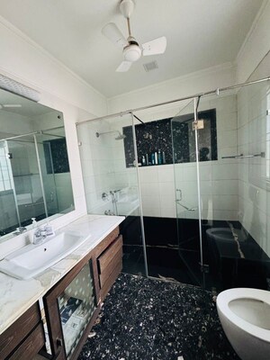 Master Bedroom in 3 BHK Builder Floor at Saket – for Rent