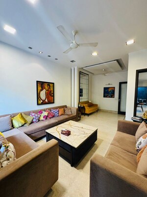 3 BHK Builder Floor For Rent in Saket