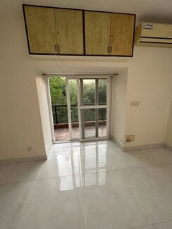 3 BHK + Pooja Room Apartment For Sale in DLF Queens Court