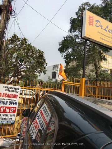  Shop – Exterior View View at Vaishali Sector 2 - for Rent