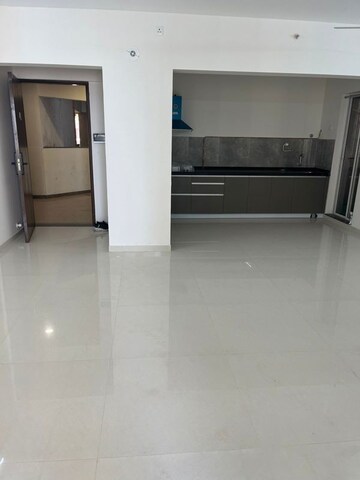 Room in 3 BHK Apartment at Pride Purple Park Titan, Hinjewadi – for Rent