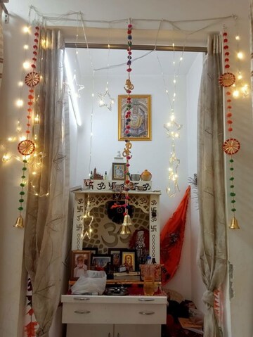 Furnished Amenities in 4 BHK Apartment at Vip Road – for Sale