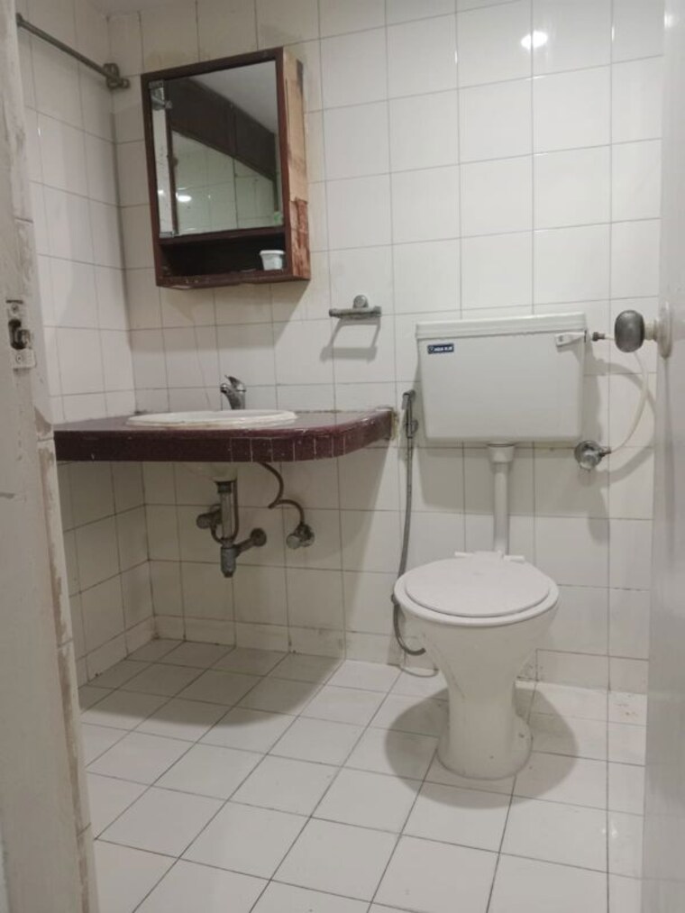Bathroom, piccadilly-1-chs 1 RK 325 Sq.Ft. Apartment In Goregaon East Mumbai 10103999