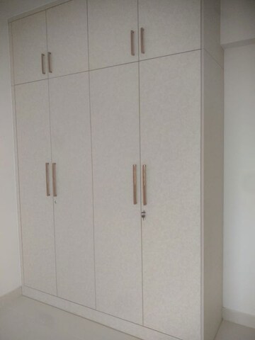 Room in 3 BHK Apartment at Mittal Elanza, Yelahanka – for Rent