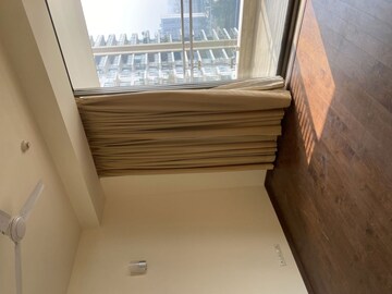 Room in 3 BHK Apartment at Adani Tatva Estates, Sector 99a – for Rent