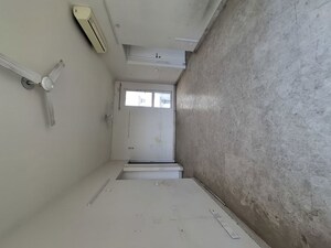 Room in 3 BHK Apartment at Ireo The Corridors, Sector 67a – for Sale