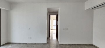 Room in 3 BHK Apartment at Prestige Jasdan Classic, Mahalaxmi – for Rent