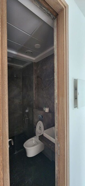 Furnished Amenities in 3 BHK Apartment at Prestige Jasdan Classic, Mahalaxmi – for Rent