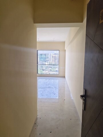 Room in 2 BHK Apartment at IM Applaud 38, Goregaon East – for Rent