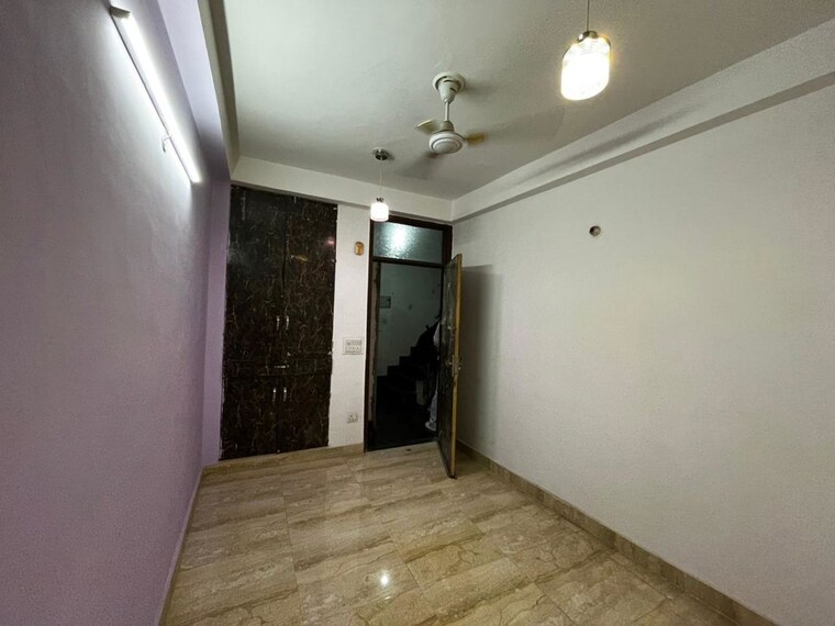 Room, saket 1 Bedroom 500 Sq.Ft. Apartment In Saket Delhi 10104124