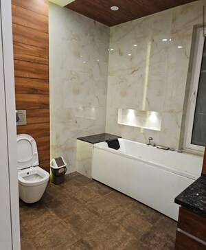 Bathroom in 4 BHK Apartment at Sangeeta Shreeniketan CHS, Kandivali West – for Rent