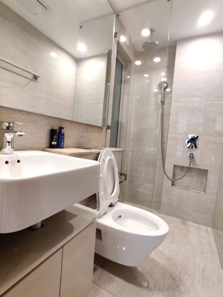 Bathroom, sangeeta-shreeniketan-chs 4 Bedroom 2000 Sq.Ft. Apartment In Kandivali West Mumbai 10103981